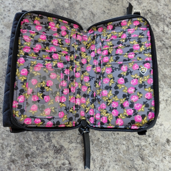 Vera Bradley Quilted Black Wallet - Picture 3 of 4